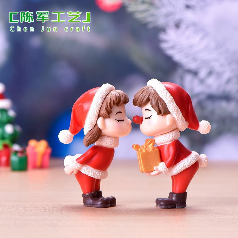 Tiểu cảnh đôi tình nhân Noel, trang trí quả cầu và chậu cây (TZC-480)