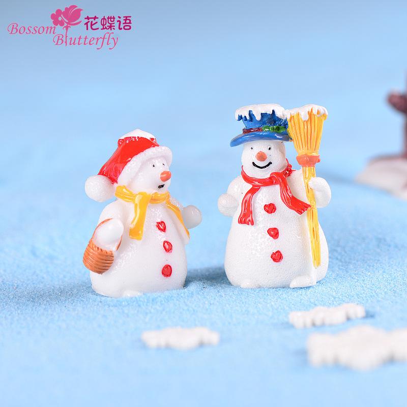 Tiểu cảnh Noel cặp đôi người tuyết quét tuyết trang trí (TZC-1189)