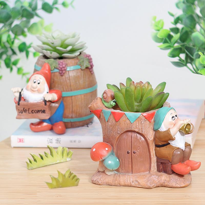 Chậu cây mọng nước hình người lùn đồng quê resin, chậu mini để bàn, trang trí sân vườn (RG-271)