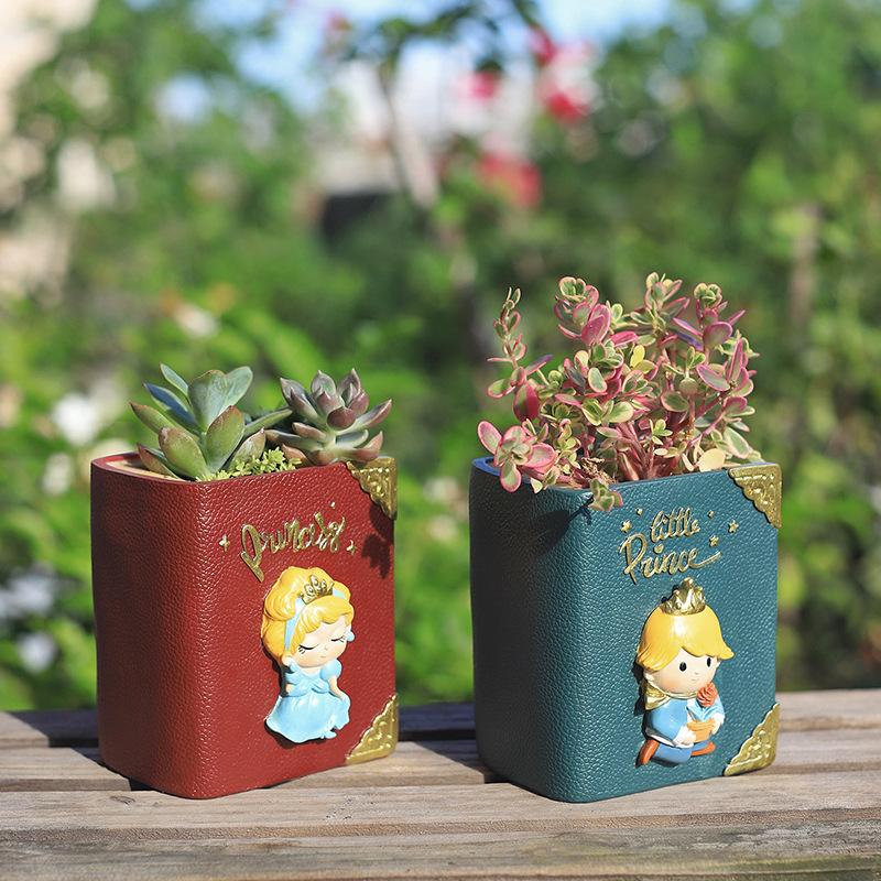 Chậu cây hình quyển sách cổ tích resin, chậu mọng nước mini, trang trí bàn, ban công và sân vườn (RG-139)