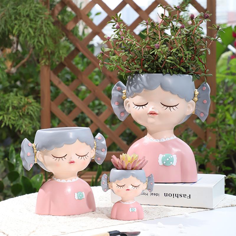 Chậu cây hình cô gái kẹo ngọt resin, chậu mini trang trí bàn làm việc, nhà và sân vườn (RG-223)