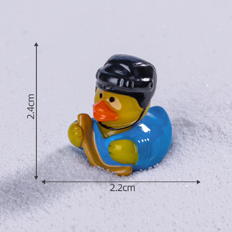 Vịt chơi khúc côn cầu Giáng Sinh – Mô hình vịt mini độc đáo, trang trí bàn làm việc (M-1254)