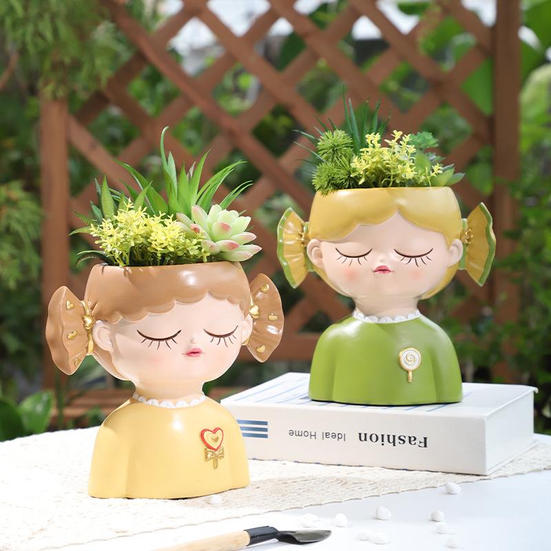 Chậu cây hình cô gái kẹo ngọt resin, chậu mini trang trí bàn làm việc, nhà và sân vườn (RG-223)