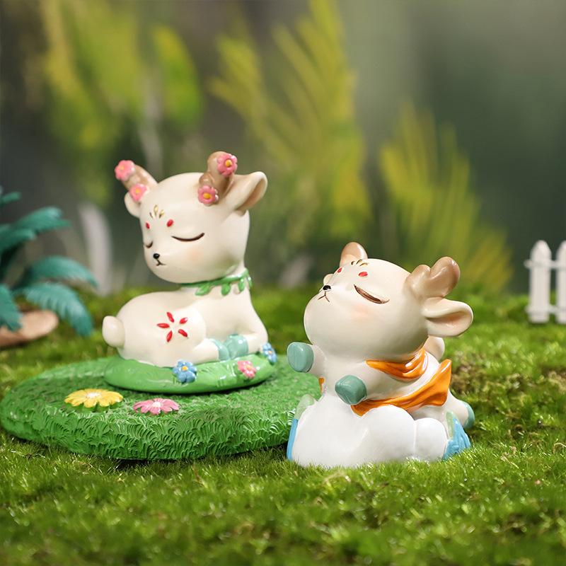Tượng hươu hoạt hình mini resin, phụ kiện tiểu cảnh sân vườn, trang trí bàn và khu vườn (RG-210)