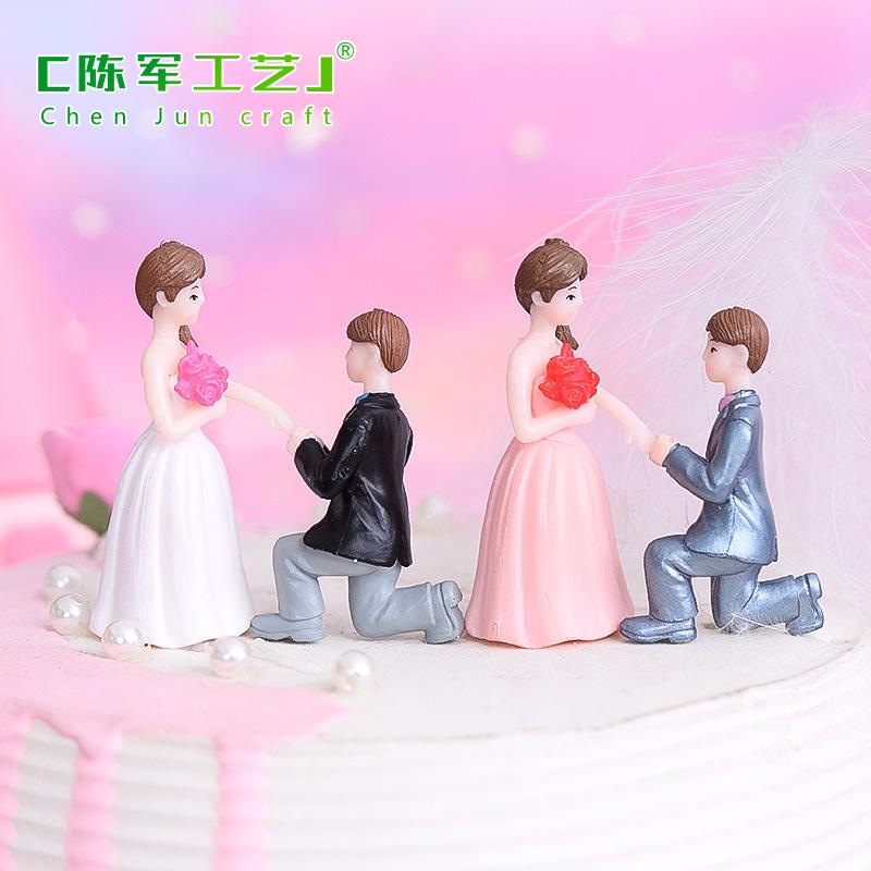 Tiểu cảnh "Marry me" đôi kết hôn trang trí phòng cưới (TZC-809)