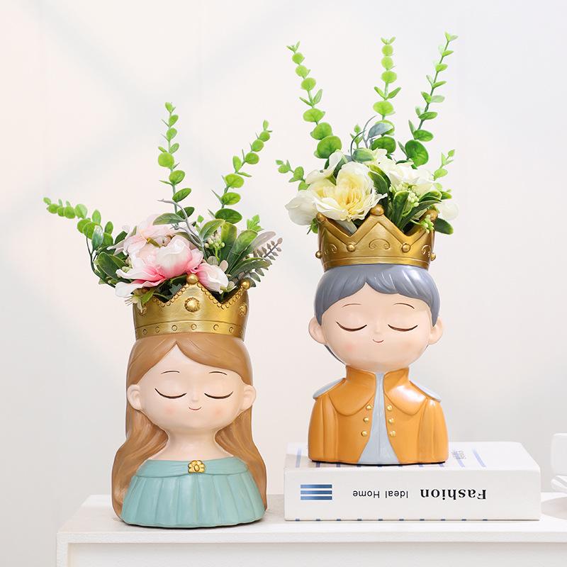 Chậu cây hình cặp đôi hoàng tử công chúa resin, chậu mini trang trí sân vườn và bàn làm việc (RG-220)