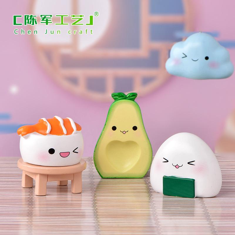 Tiểu cảnh cảm xúc: búp bê, bơ, sushi trang trí mini (TZC-929)